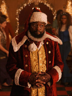 Lil Rel Howery Dashing Through the Snow 2023 Santa Claus Red Velvet Coat