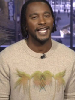 Access Hollywood 2025 Scott Beige Printed Sweater