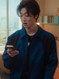 XO Kitty S02 Sang Blue & Black Jacket