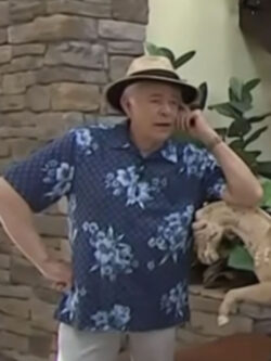 New Access Hollywood Barry Williams Blue Floral Camp Shirt