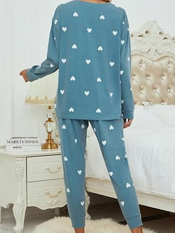 90 Day Fiance Pillow Talk 2025 Green Heart Print Pajamas Set