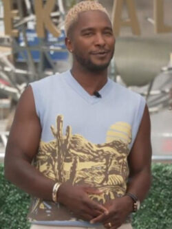 Access Hollywood 2025 Scott Evans Blue Desert Print Vest