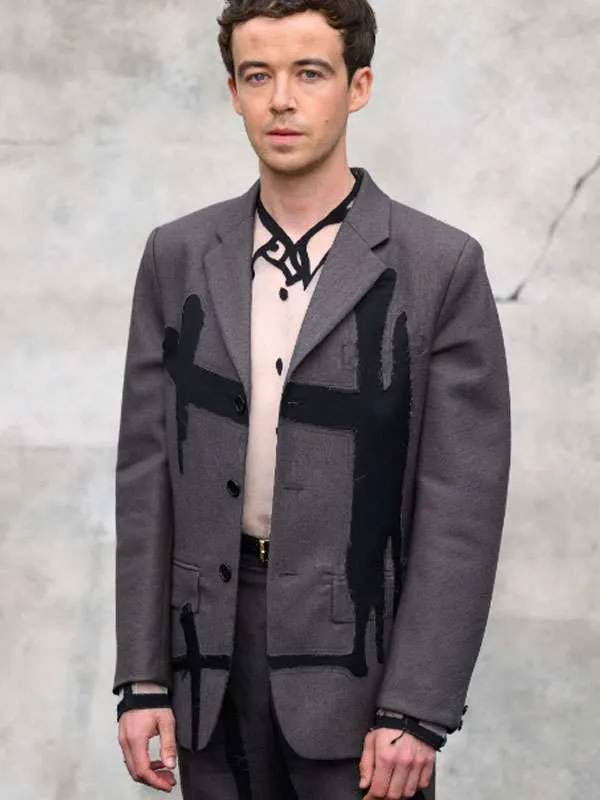 Alex Lawther Alien Earth 2025 CJ Grey Suit For Halloween