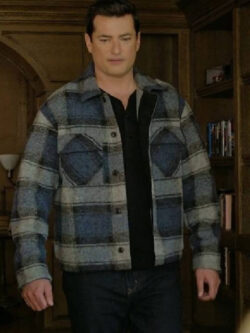 New A Newport Christmas Wes Brown Blue and Grey Plaid Jacket
